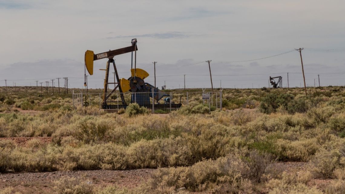 PUMP JACKS NEAR A YPF FACILITY IN PLAZA HUINCUL, NEUQUÉN PROVINCE.