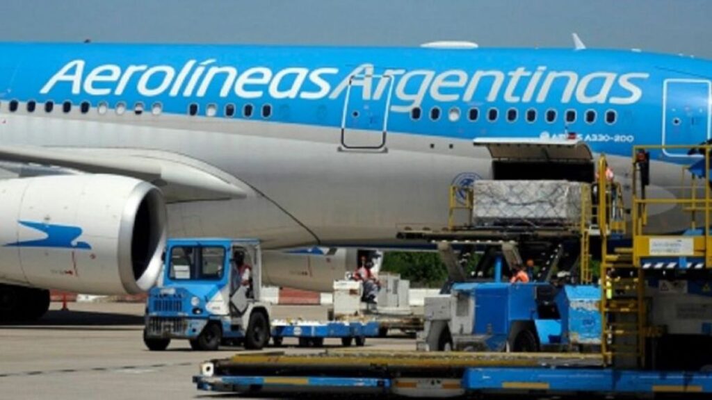 AN AEROLÍNEAS ARGENTINAS AIRCRAFT WAITS FOR DEPARTURE AT EZEIZA INTERNATIONAL AIRPORT.