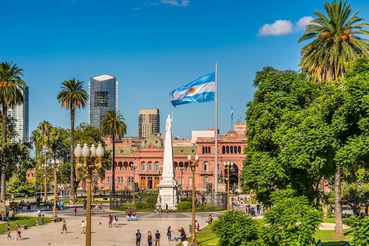 Argentina’s GDP to contract by 3.3% in ’24, grow 2.7% in ’25