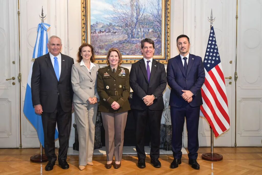 US National Security Advisor met with argentines Ministers