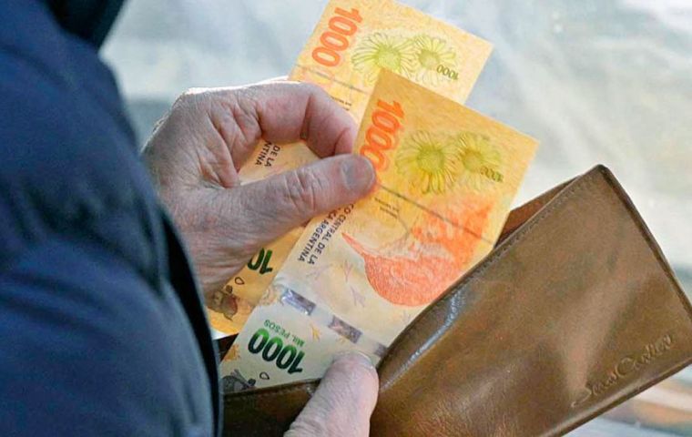 Wages keep losing purchase power in Argentina