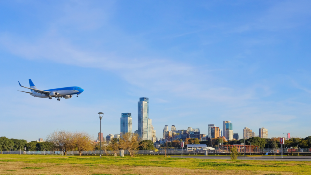 Government deregulates airport ramp-operation services