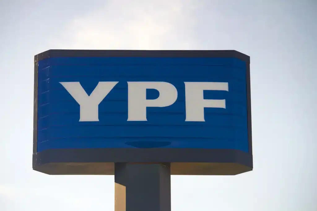 YPF Firms Up Argentina FLNG Project Role