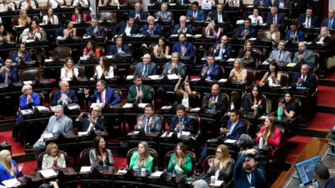 Lower house backs ‘Ficha Limpia’ anti-corruption bill